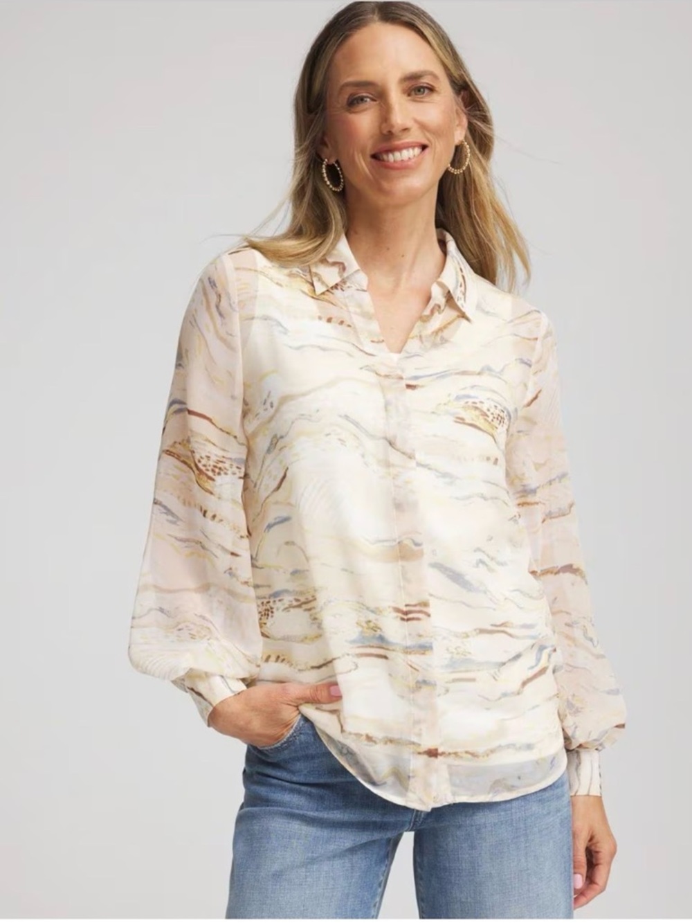 Chico's NWT Women’s Size 2 Georgette Blouse Cream Bell Sleeve Elastic Cuff